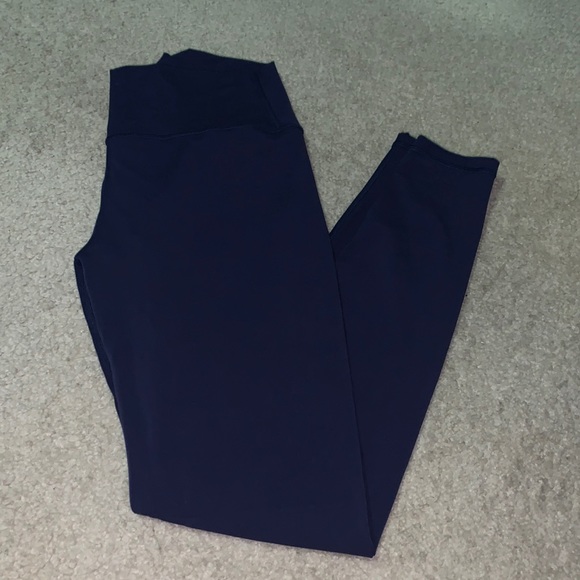 Buffbunny Live Free Navy Leggings - Picture 2 of 4